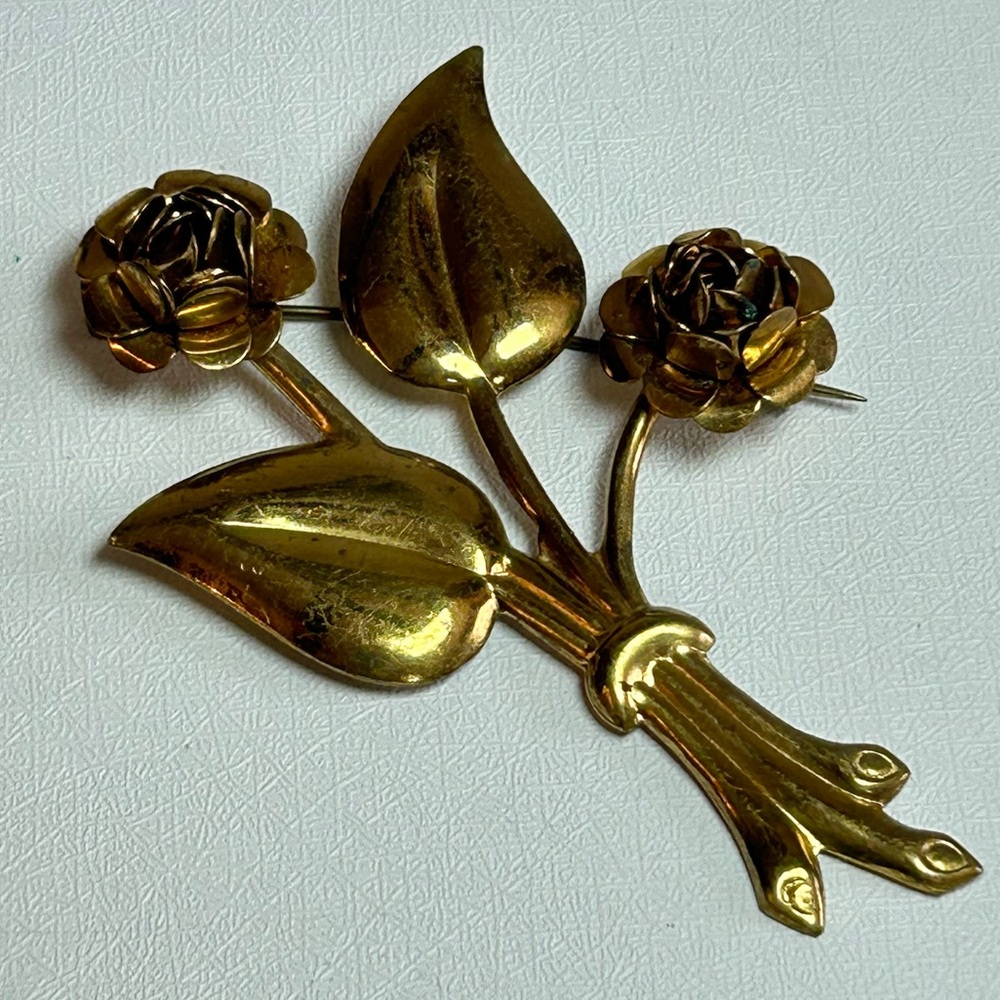 Large Mid Century Vintage Gold Tone Floral Flower Bouquet Brooch Pin